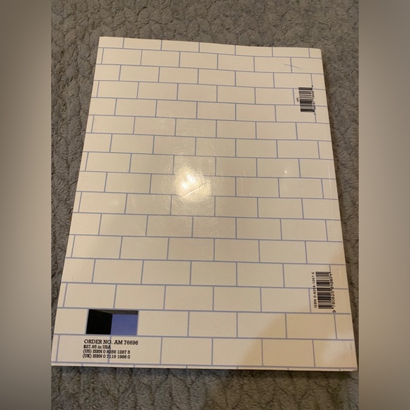 Pink Floyd The Wall Guitar Tab Book - Picture 2 of 12